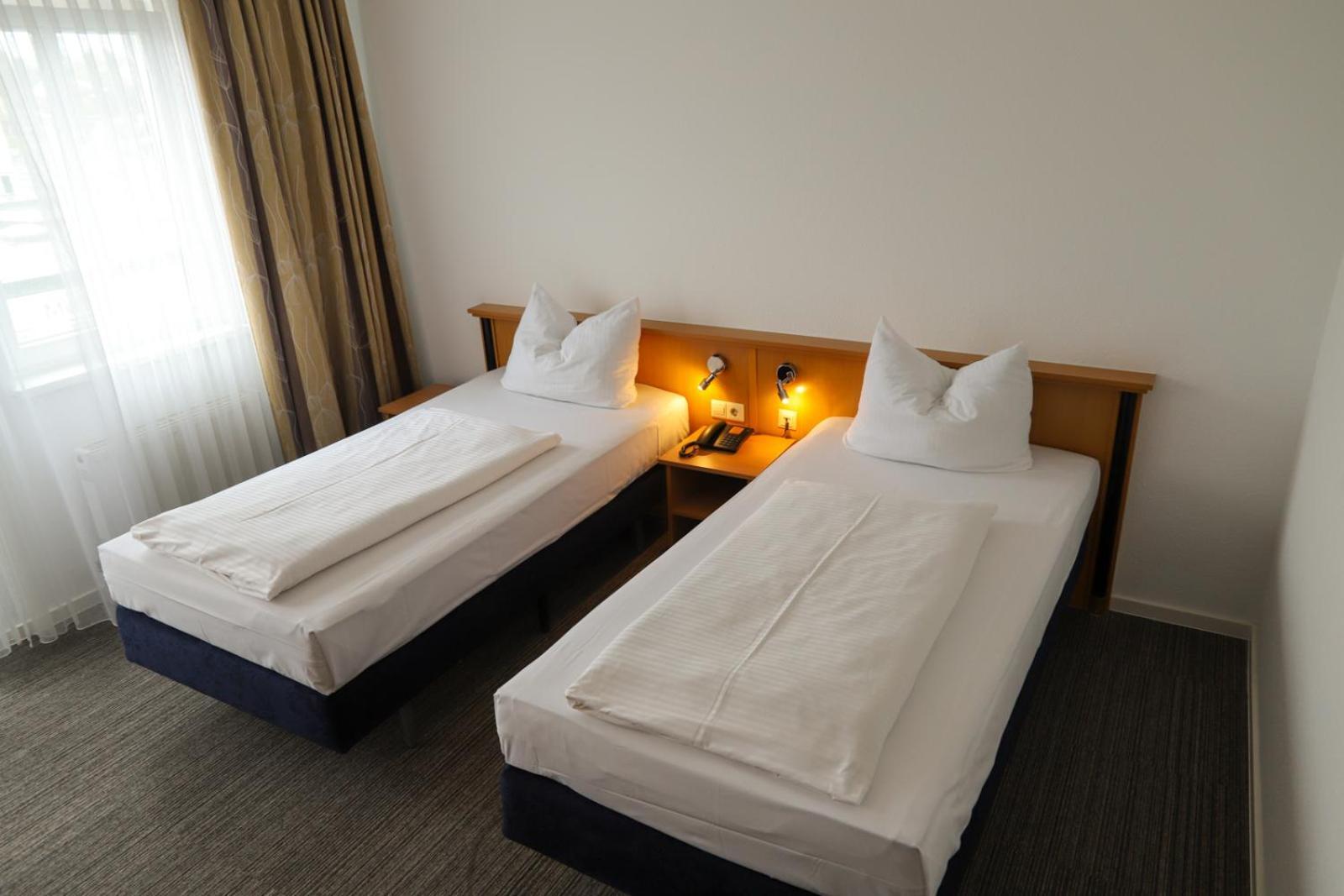 Hotel Am Suedtor บาคนัง ภายนอก รูปภาพ