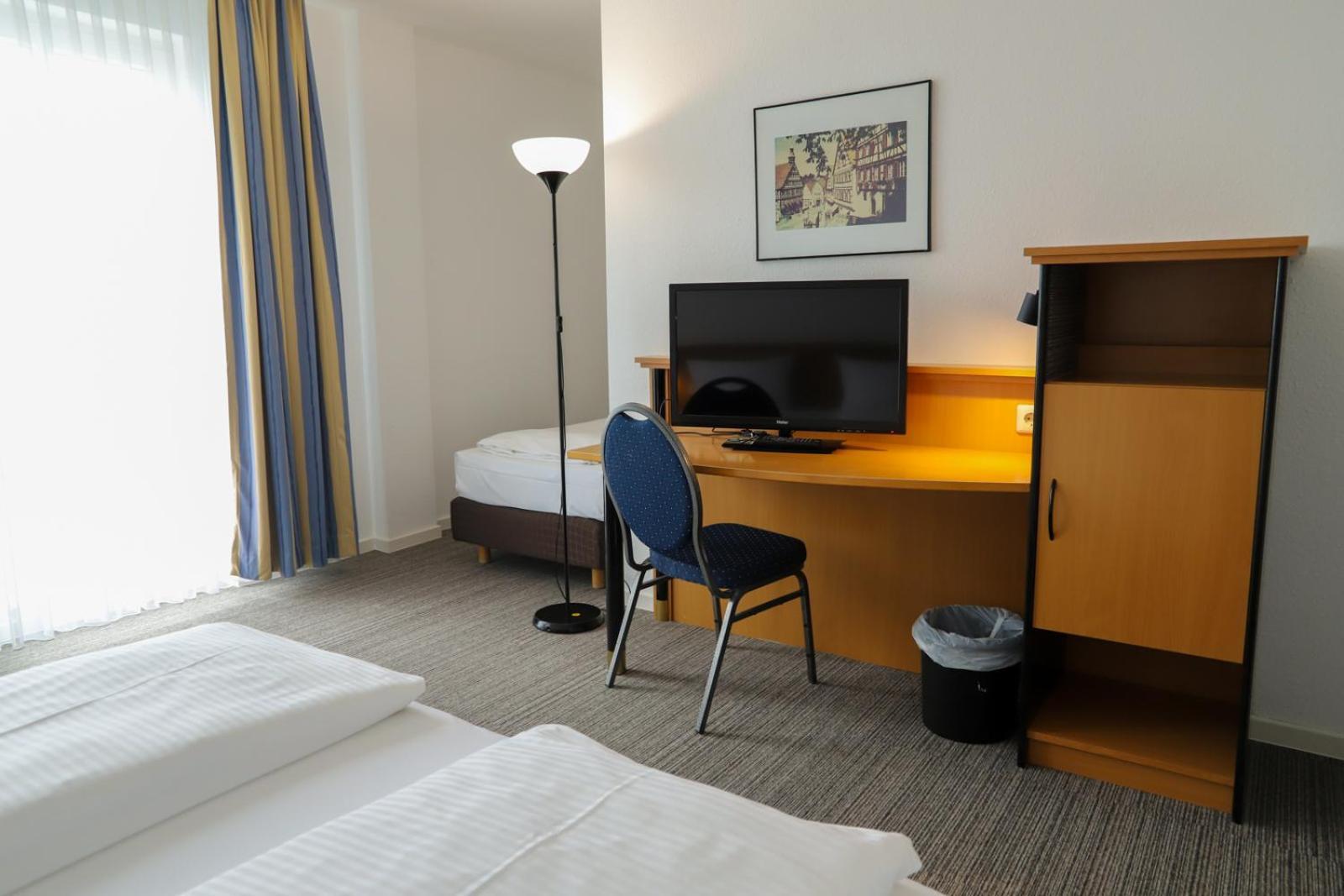 Hotel Am Suedtor บาคนัง ภายนอก รูปภาพ