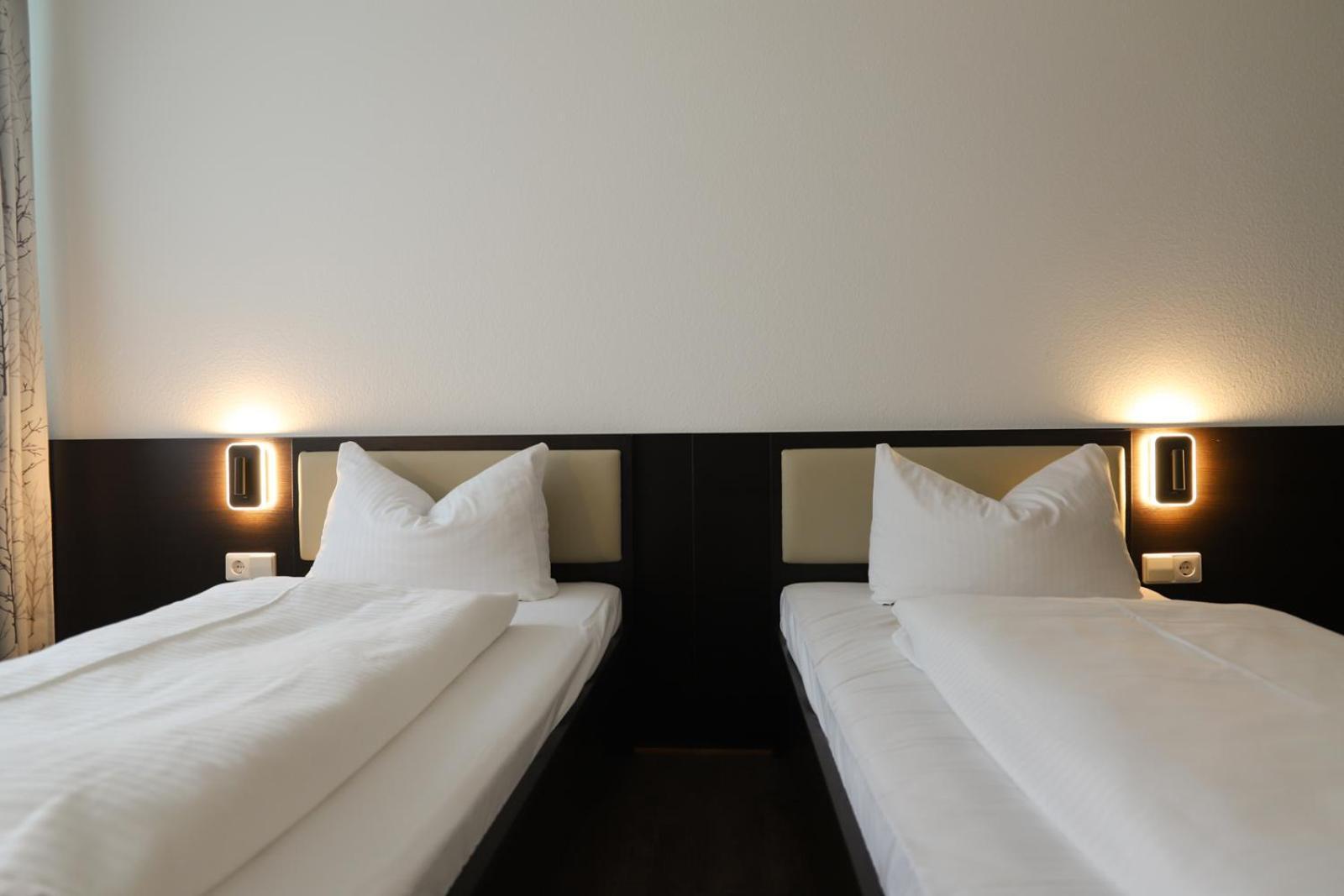 Hotel Am Suedtor บาคนัง ภายนอก รูปภาพ