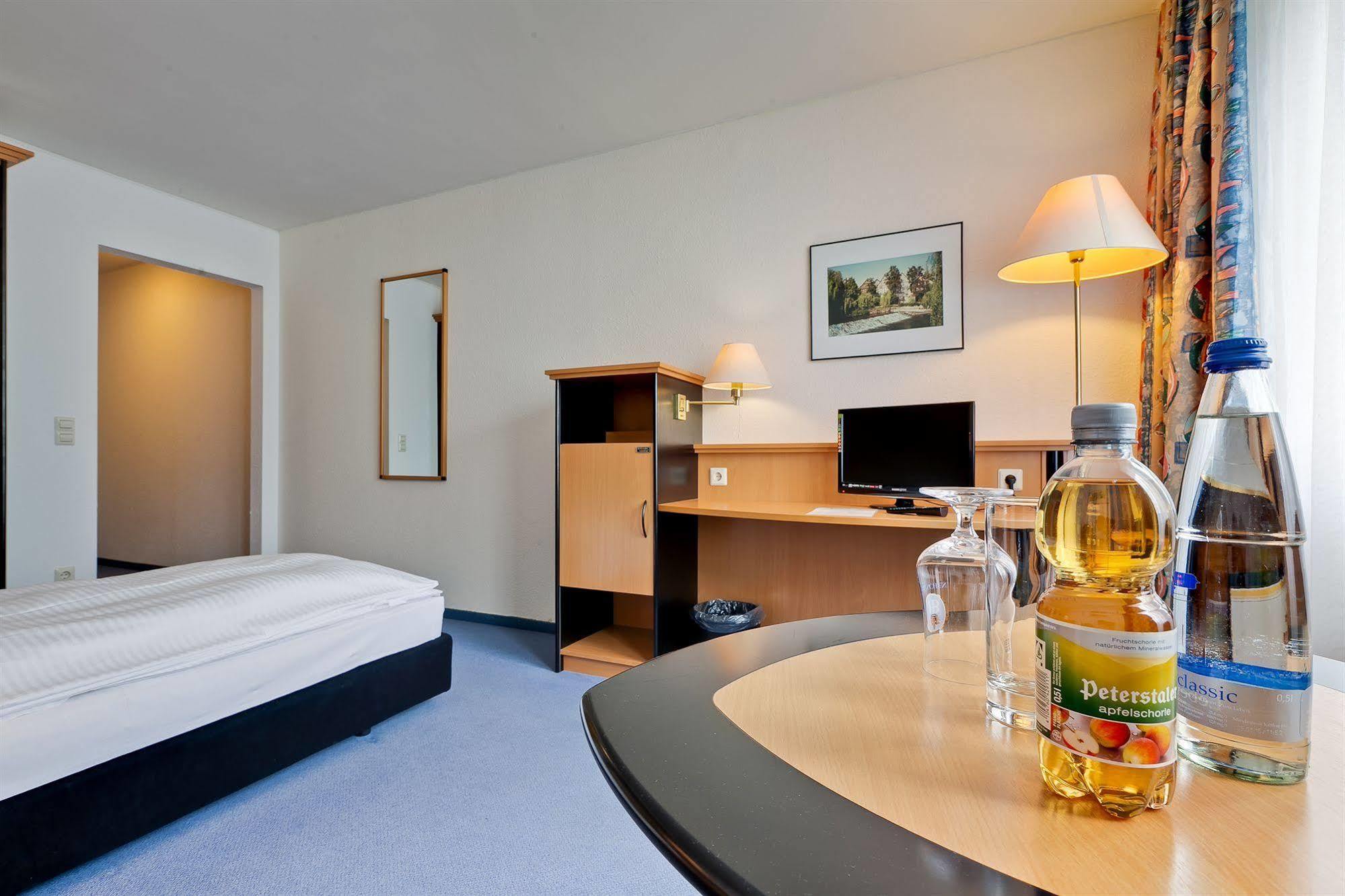 Hotel Am Suedtor บาคนัง ภายนอก รูปภาพ